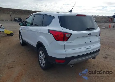 2019 Ford Escape Se из США, поврежденный, VIN 1FMCU0GD4KUC05385
